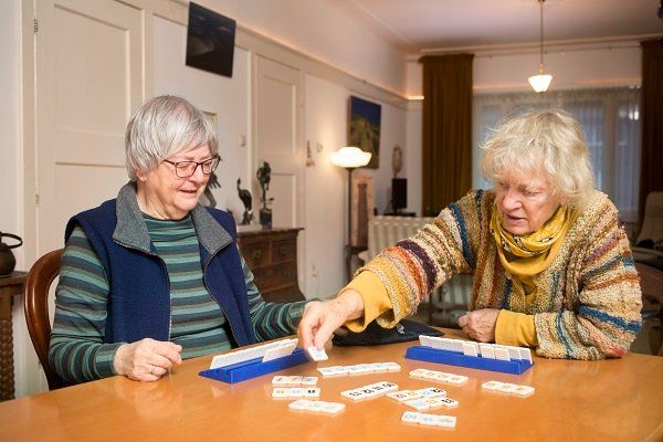 Foto der spielenden Senioren